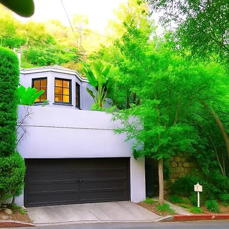Hollywood Hills Oasis With Views Patio Garden 4 Bedrooms